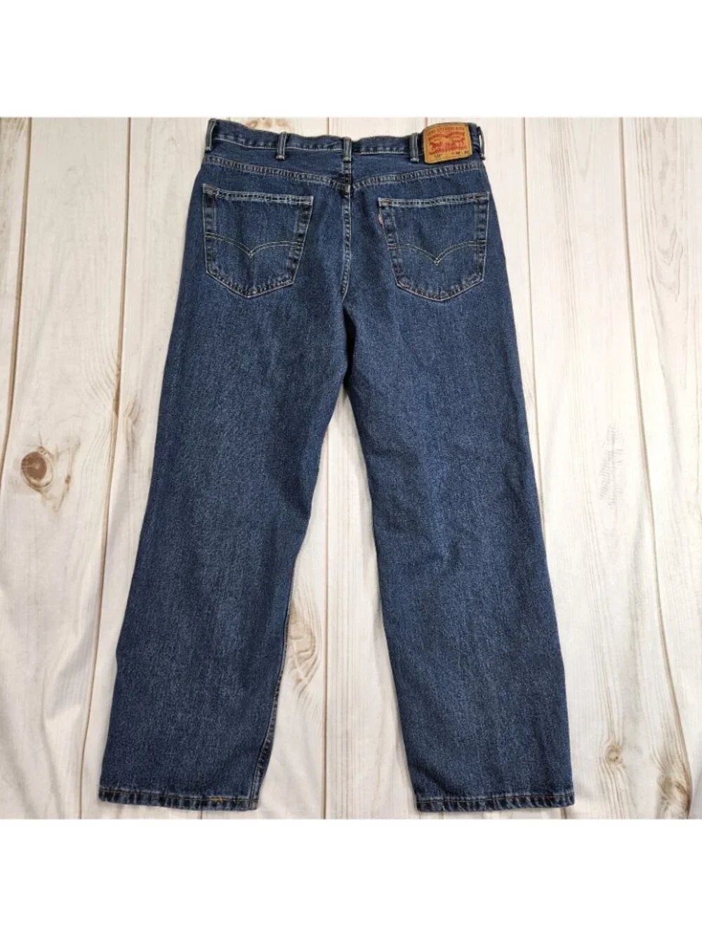 LEVI'S 550 Relaxed Fit Jeans Dark Wash Red Tag Size 38 x 30 Blue Denim Classic